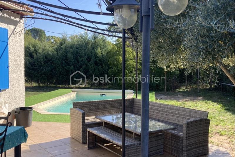 Maison traditionnelle - 116 m² - 6 pièces