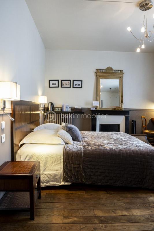 Demeure - 506 m² - 20 pièces