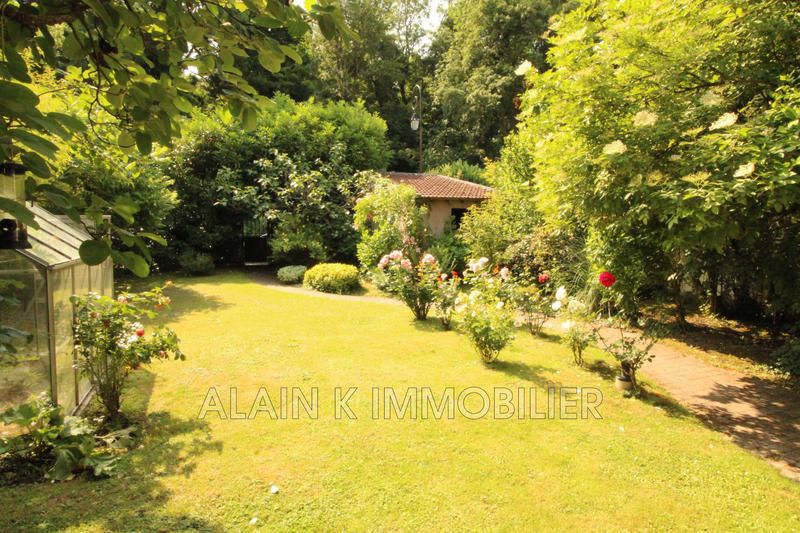 Maison - 102 m² - 6 pièces