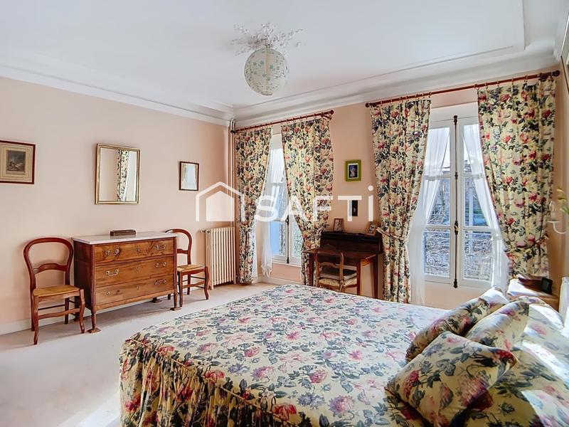 Maison de maîtres - 190 m² - 8 pièces