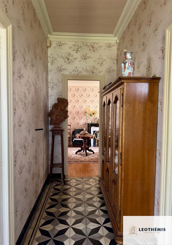 Maison ancienne - 165 m² - 8 pièces