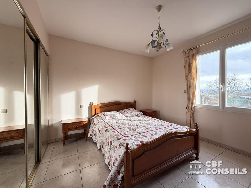 Maison - 180 m² - 6 pièces