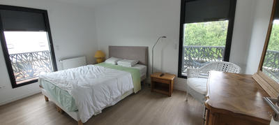 Appartement - 153 m² - 8 pièces