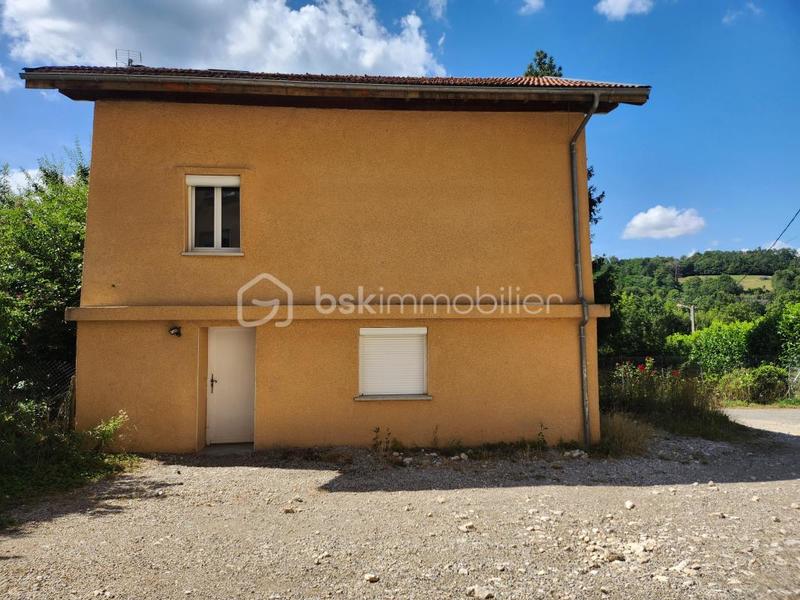 Maison traditionnelle - 91 m² - 4 pièces