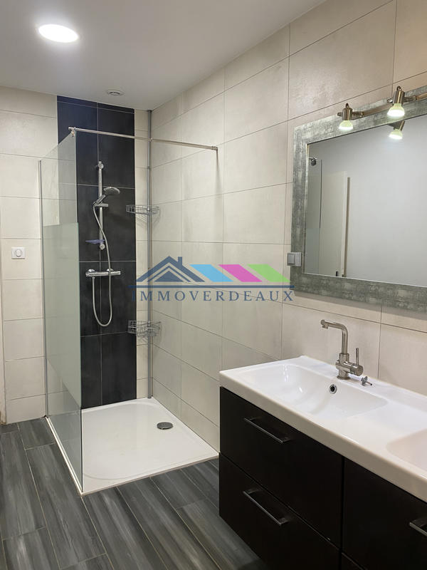 Maison - 168 m² - 6 pièces