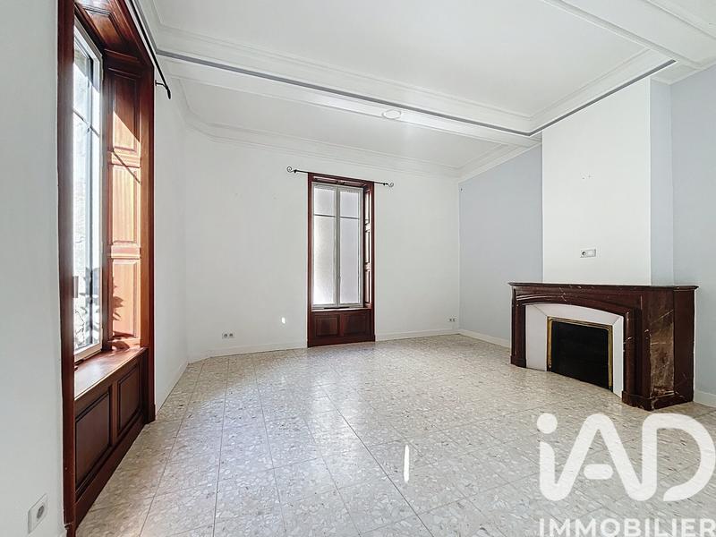 Maison - 213 m² - 7 pièces