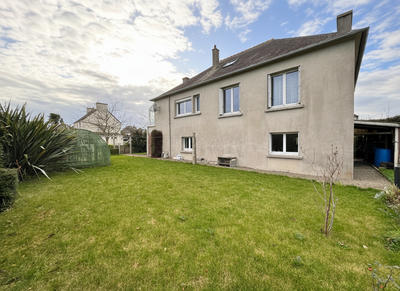 Maison - 82 m² - 5 pièces