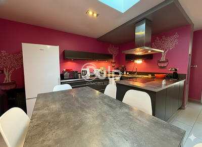 Maison - 158 m² - 7 pièces