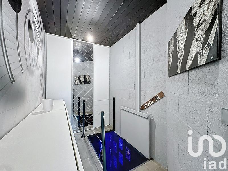 Maison - 200 m² - 5 pièces