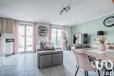 Maison - 80 m² - 4 pièces