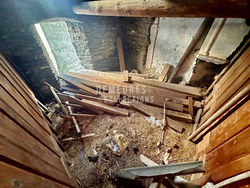 Maison ancienne - 200 m² - 6 pièces