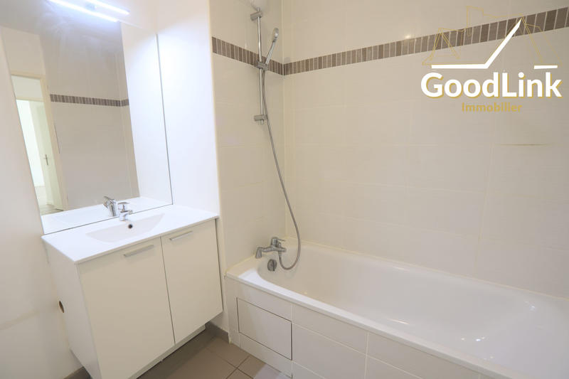 Appartement - 57 m² - 3 pièces