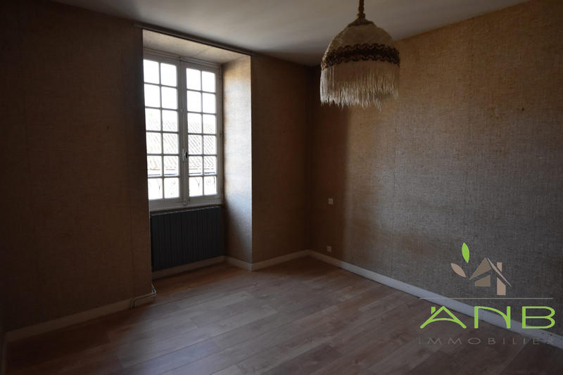 Maison - 180 m² - 9 pièces