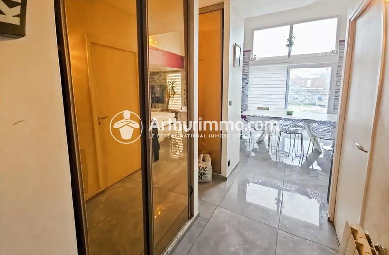 Appartement - 100 m² - 5 pièces