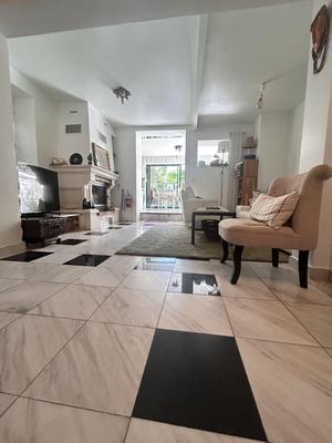 Maison - 98 m² - 5 pièces