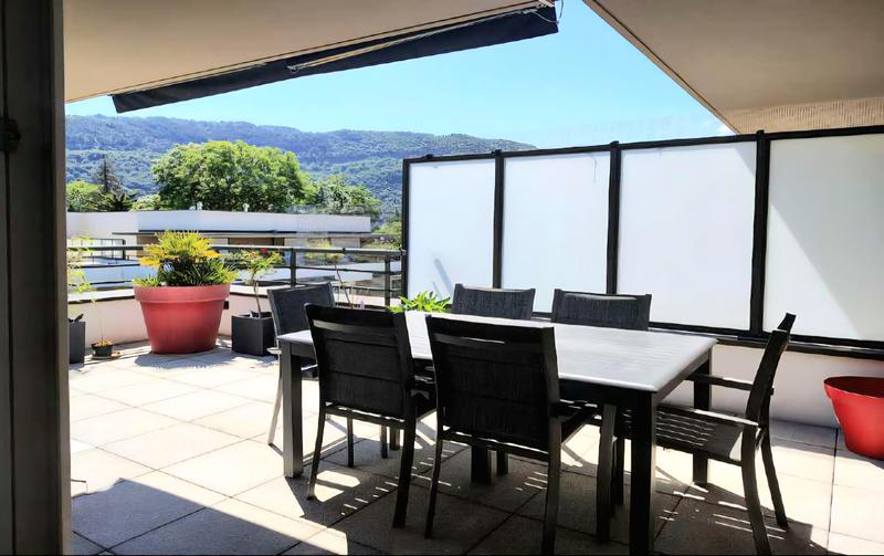 Appartement - 89 m² - 3 pièces