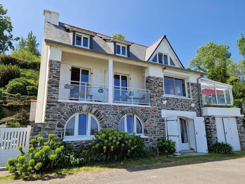 Maison - 145 m² - 8 pièces