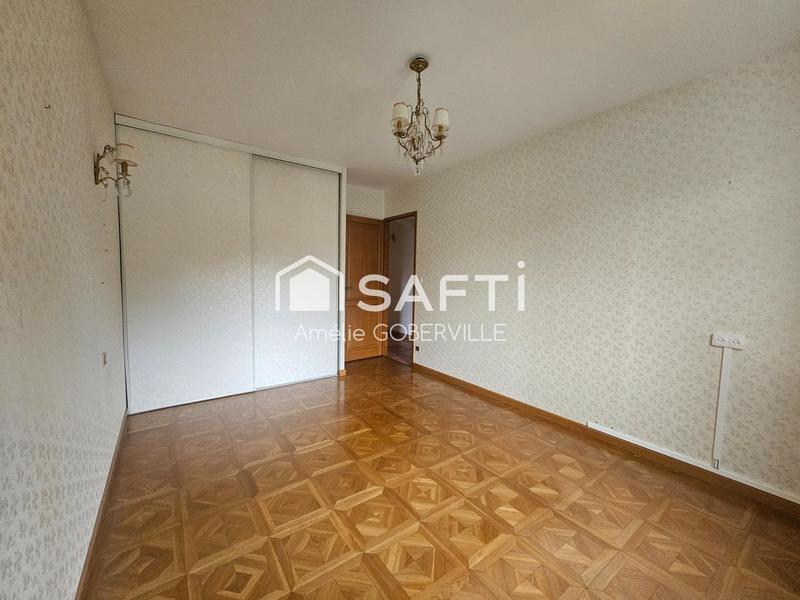 Maison - 157 m² - 7 pièces