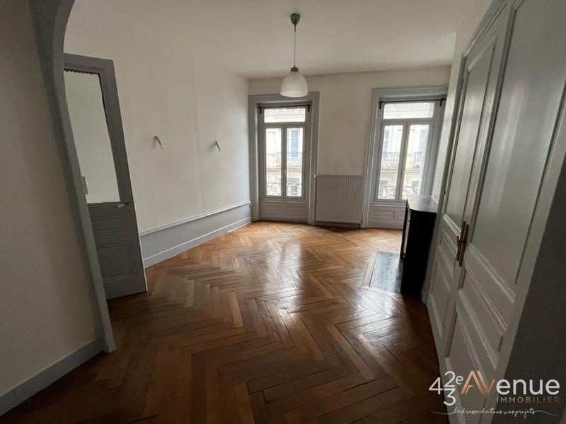 Appartement - 49 m² - 2 pièces
