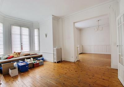 Maison - 170 m² - 7 pièces