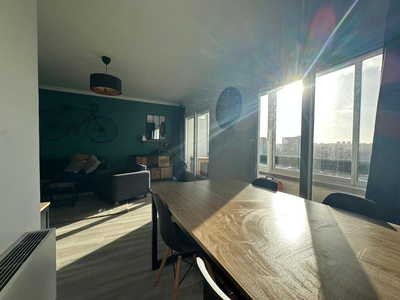 Appartement - 88 m² - 5 pièces