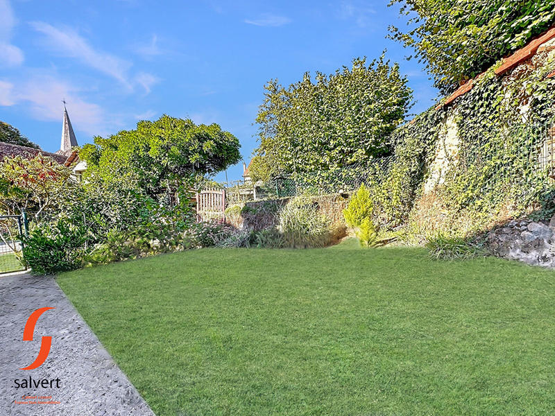 Maison - 279 m² - 8 pièces