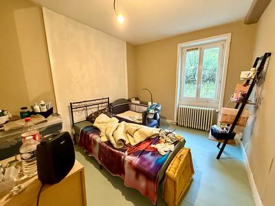 Immeuble - 130 m² - 7 pièces