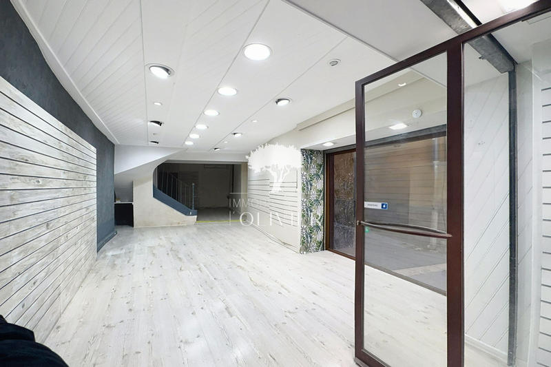 Maison de ville - 215 m² - 10 pièces