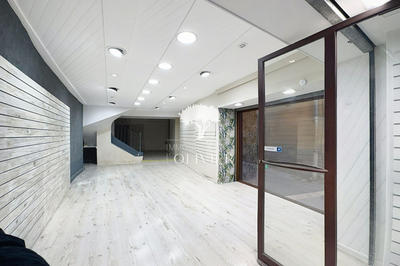 Maison de ville - 215 m² - 10 pièces