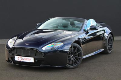 Aston Martin V12 Vantage s Roadster 6.0 573ch Ultramarine - Lld 990€/Mois