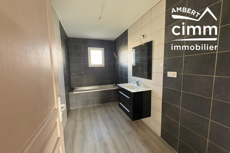 Villa - 95 m² - 5 pièces