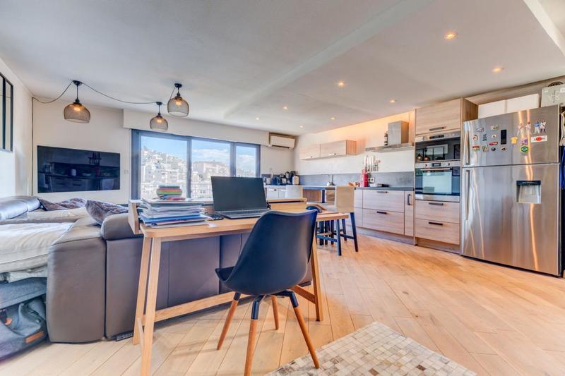 Appartement - 74 m² - 3 pièces