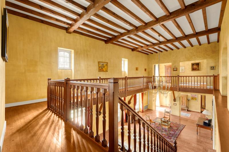 Ferme - 525 m² - 10 pièces