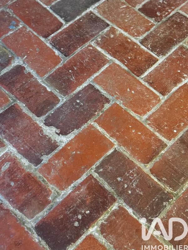 Maison - 261 m² - 10 pièces