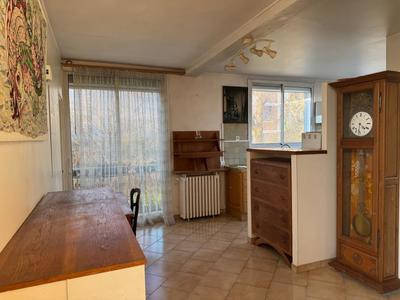 Loft - 69 m² - 3 pièces