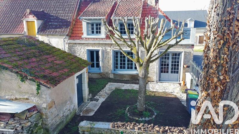 Maison - 110 m² - 5 pièces