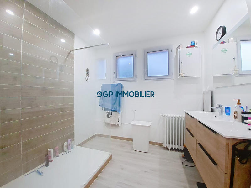 Maison - 109 m² - 4 pièces