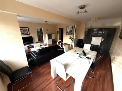 Appartement - 102 m² - 5 pièces