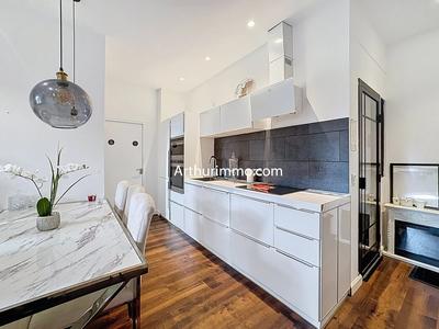 Appartement - 61 m² - 4 pièces