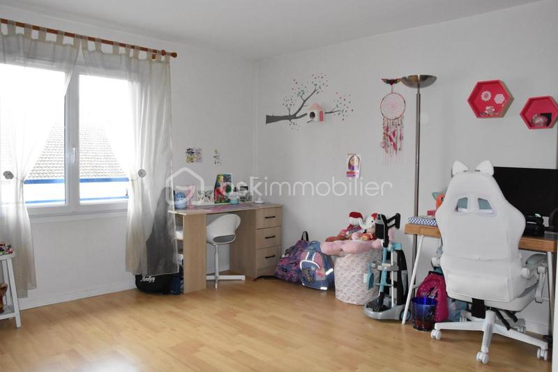 Maison - 102 m² - 5 pièces