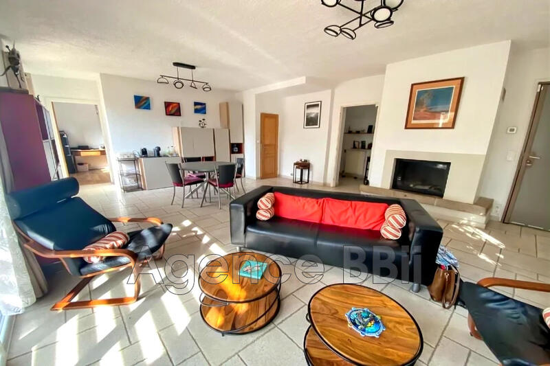 Maison chambre d'hôtes - 216 m² - 7 pièces