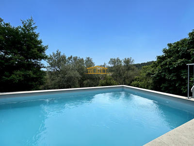 Maison - 165 m² - 5 pièces