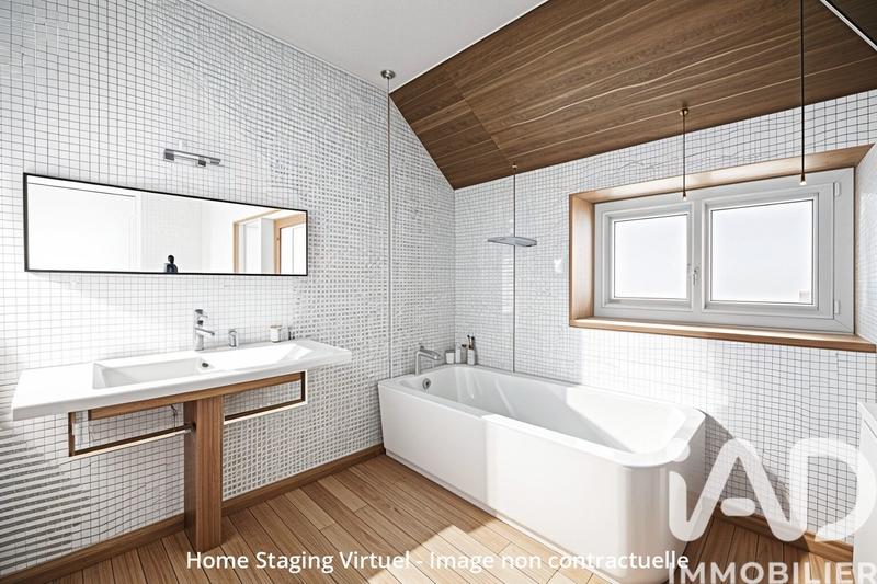 Maison - 258 m² - 7 pièces