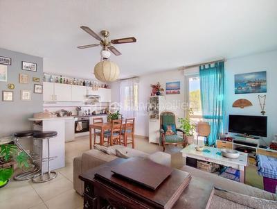 Appartement - 75 m² - 3 pièces