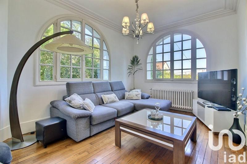 Maison - 200 m² - 7 pièces