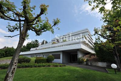 Appartement - 159 m² - 3 pièces