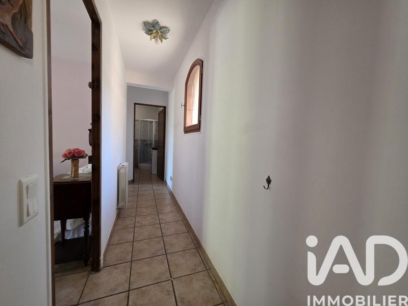 Maison - 210 m² - 6 pièces