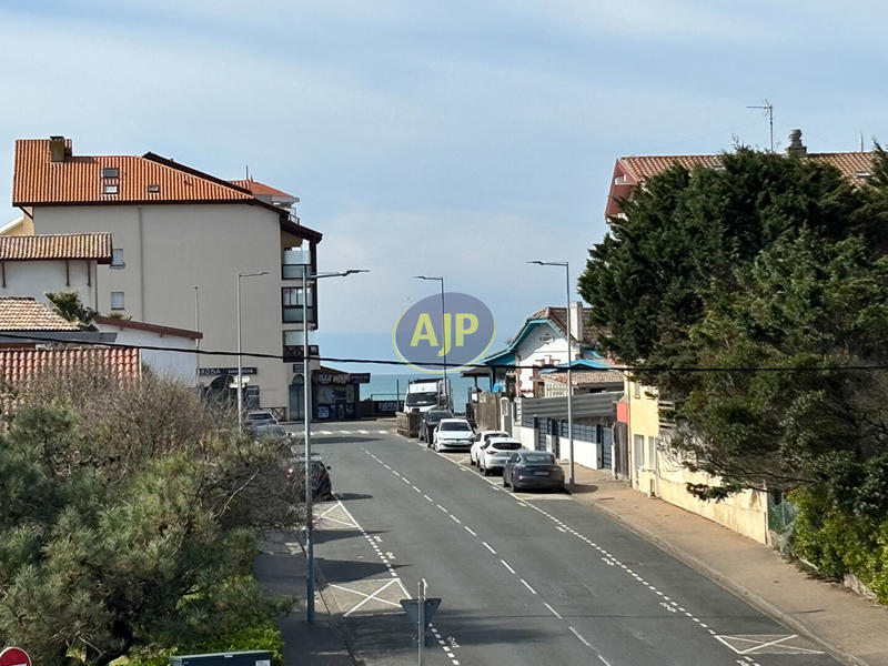 Appartement - 111 m² - 4 pièces