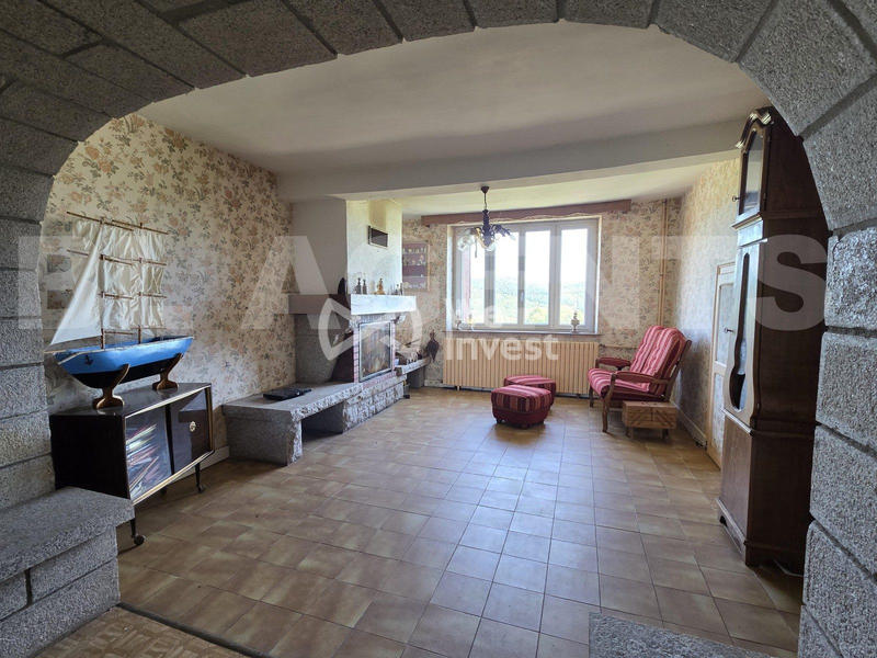 Maison - 130 m² - 6 pièces