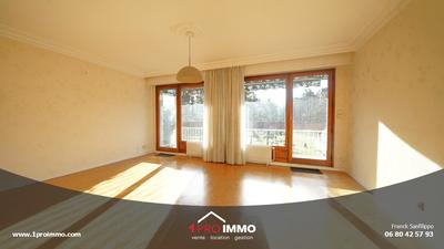 Appartement - 84 m² - 4 pièces